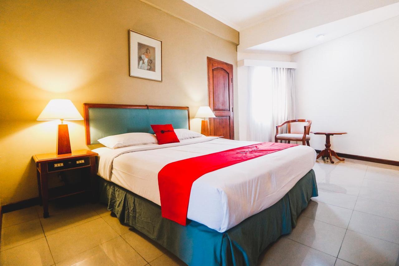 Reddoorz Plus Near Monumen Nasional Джакарта Экстерьер фото